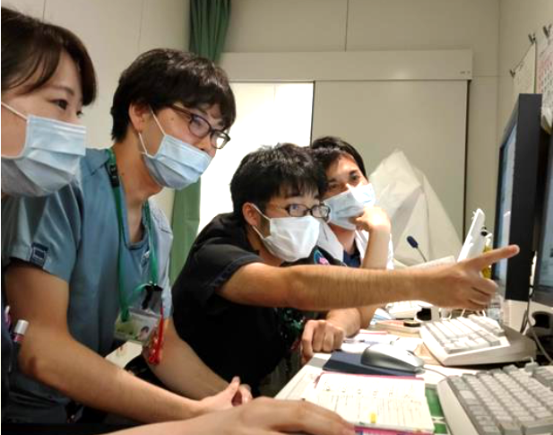 横浜市立大学の仲間